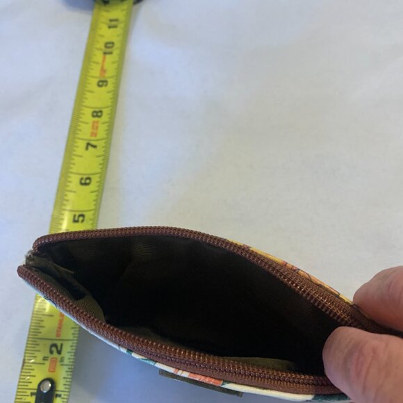 BOC floral wristlet - Picture 7 of 7